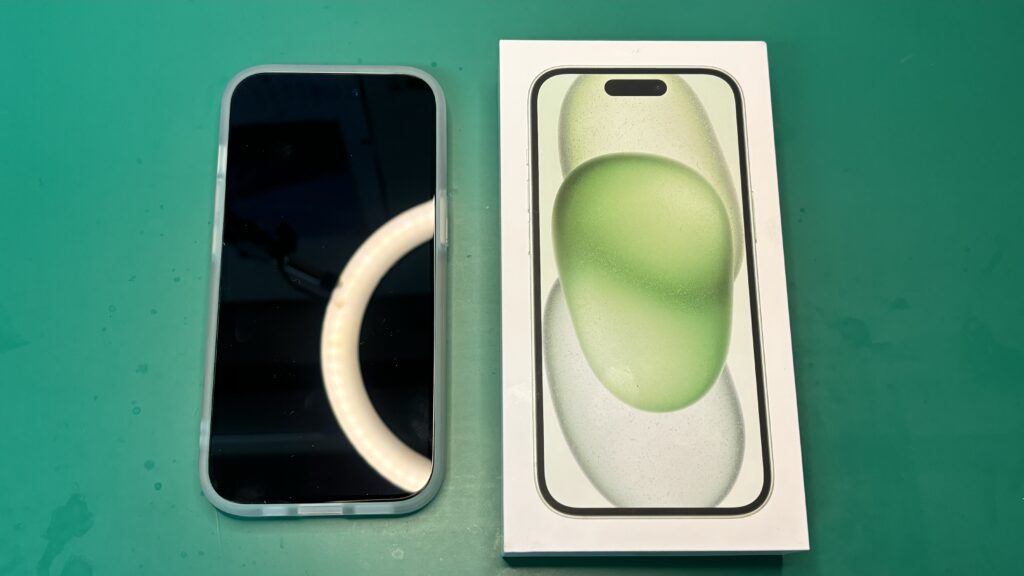 娘さん用に購入されたiPhone 15